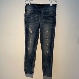 Rock and Republic Distressed Pull-on Skinny Jeans
